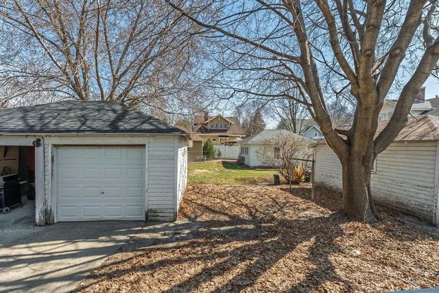 233 S Locust Street, Reedsburg, WI 53959