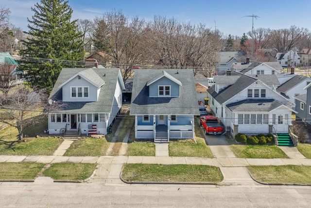 233 S Locust Street, Reedsburg, WI 53959