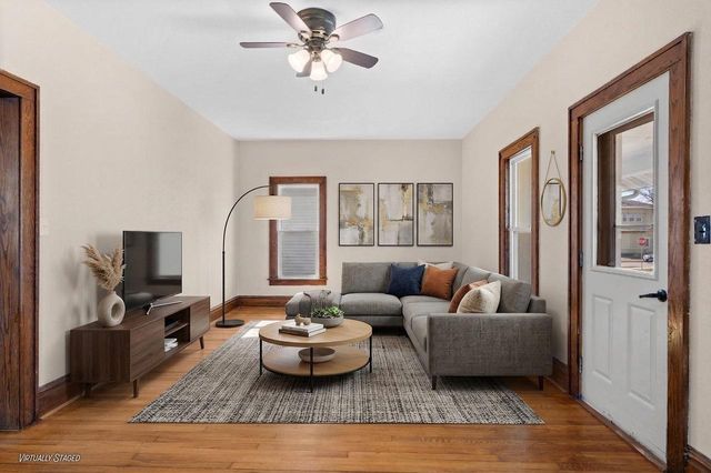 233 S Locust Street, Reedsburg, WI 53959