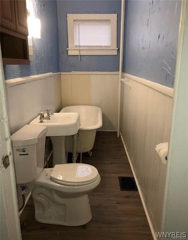 110 South Transit Street, Lockport City, NY 14094