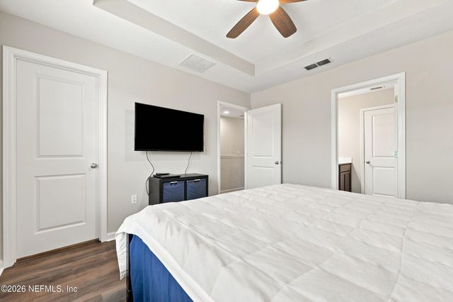 1545 LANDAU Road, Jacksonville, FL 32225