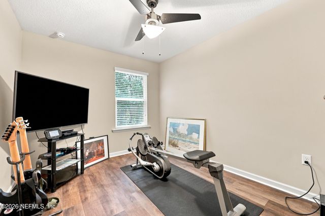 1545 LANDAU Road, Jacksonville, FL 32225