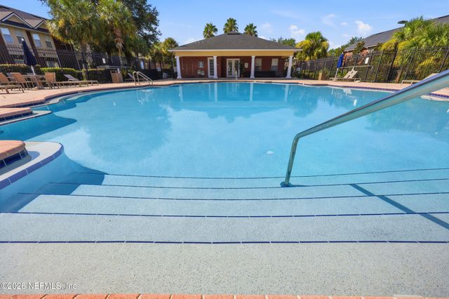 1545 LANDAU Road, Jacksonville, FL 32225