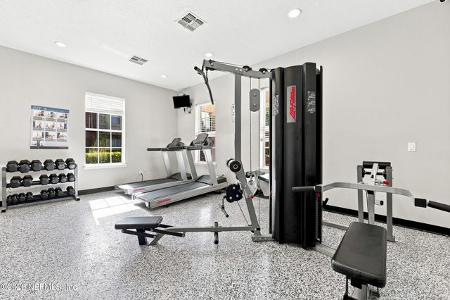 1545 LANDAU Road, Jacksonville, FL 32225