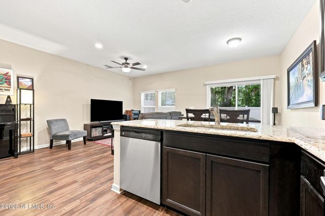 1545 LANDAU Road, Jacksonville, FL 32225