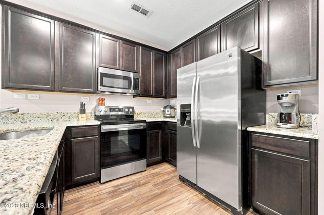 1545 LANDAU Road, Jacksonville, FL 32225