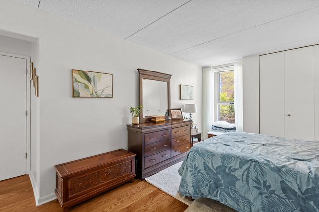 1625 Sheridan Road 206, Wilmette, IL 60091