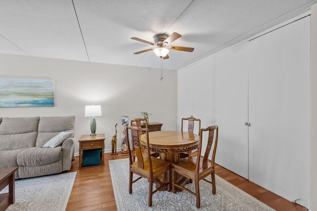 1625 Sheridan Road 206, Wilmette, IL 60091