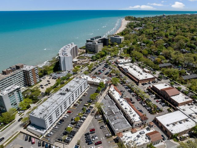 1625 Sheridan Road 206, Wilmette, IL 60091