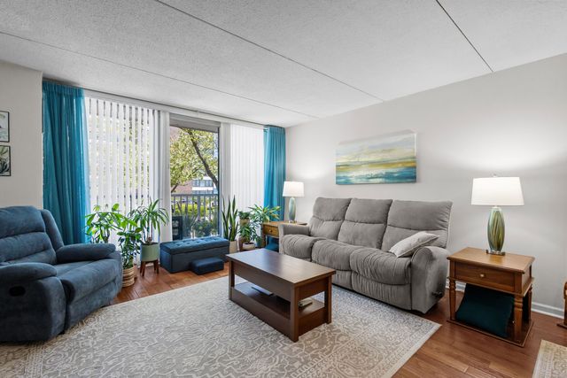 1625 Sheridan Road 206, Wilmette, IL 60091