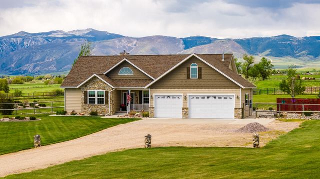 18 Sandstone Circle, Sheridan, WY 82801 property photo