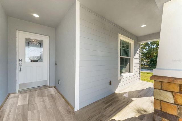 2017 ORANGE AVENUE, St Cloud, FL 34769