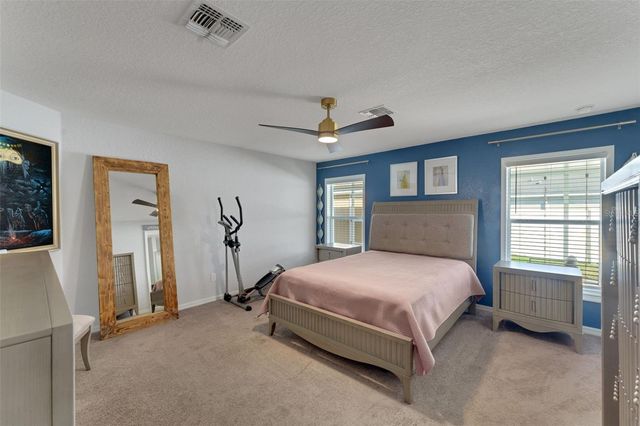 2017 ORANGE AVENUE, St Cloud, FL 34769