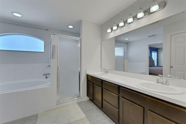 2017 ORANGE AVENUE, St Cloud, FL 34769