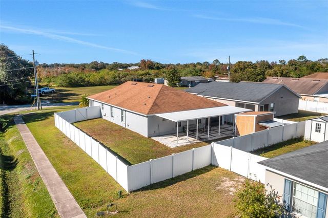 2017 ORANGE AVENUE, St Cloud, FL 34769