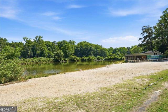 439 Oak Drive, Stone Mountain, GA 30083