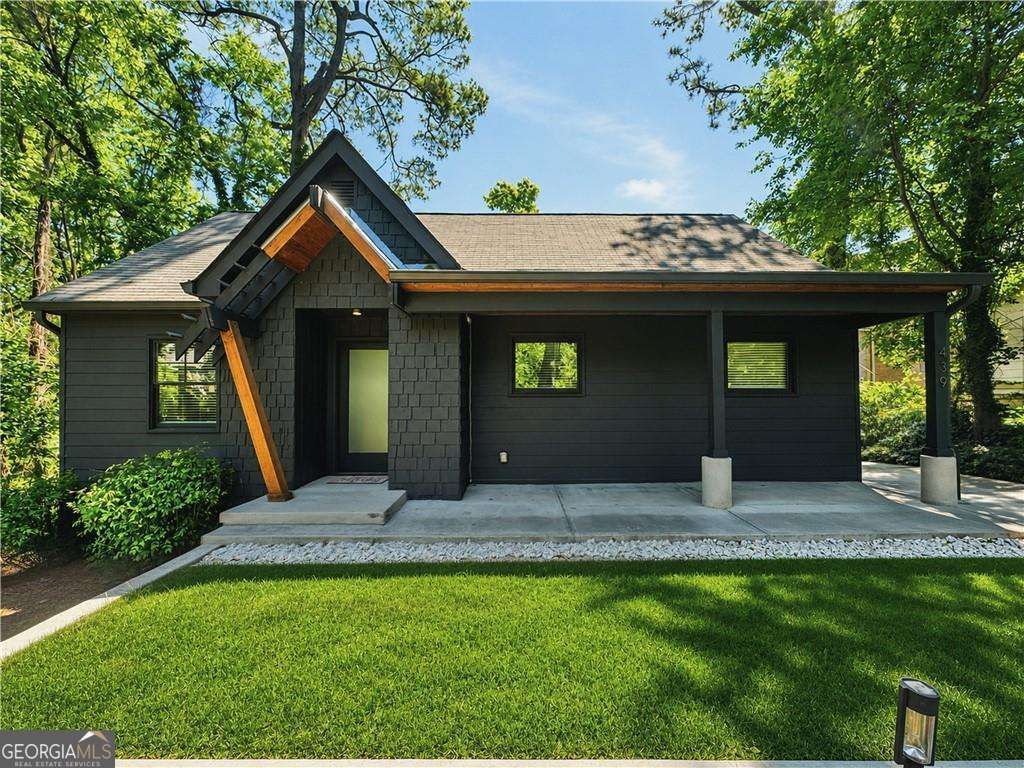 439 Oak Drive, Stone Mountain, GA 30083