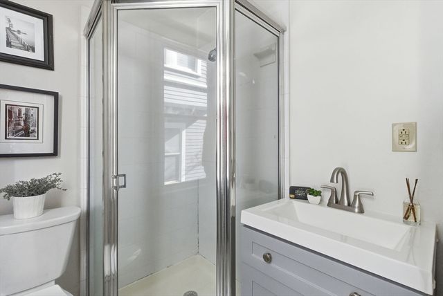 527 Franklin St, Cambridge, MA 02139