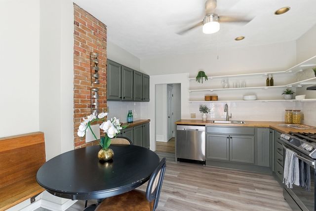 527 Franklin St, Cambridge, MA 02139