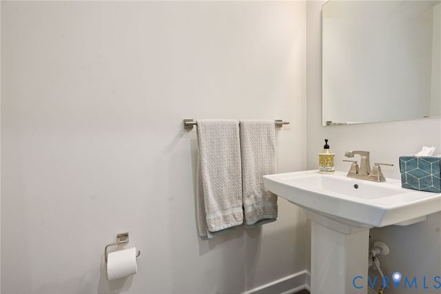 7236 George Wythe Ln, New Kent, VA 23124