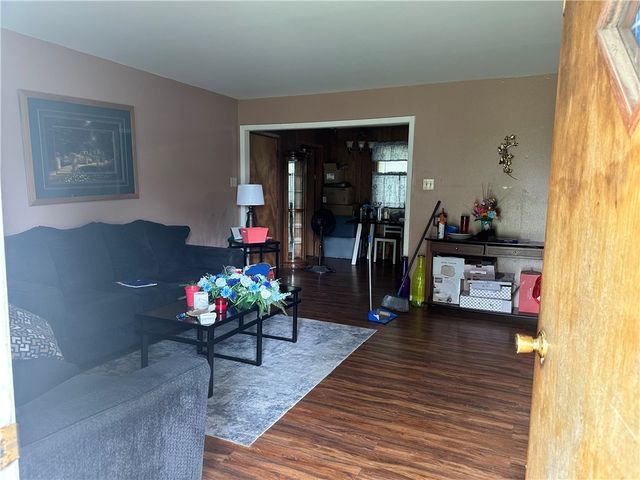 30 S 5th Avenue, Dardanelle, AR 72834