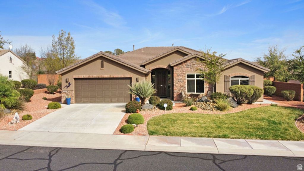 123 S 330 W, Ivins, UT 84738