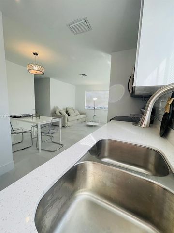 1515 NE 110th St 1, Miami, FL 33161