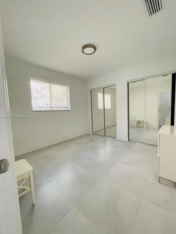 1515 NE 110th St 1, Miami, FL 33161