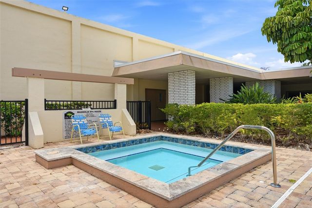 5967 TERRACE PARK DRIVE N 201, St Petersburg, FL 33709