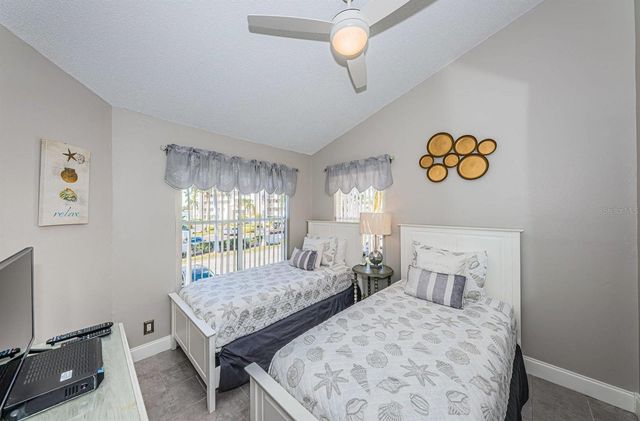 6000 BAHIA DEL MAR CIRCLE 229, St Petersburg, FL 33715