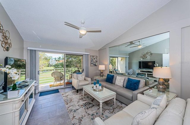 6000 BAHIA DEL MAR CIRCLE 229, St Petersburg, FL 33715