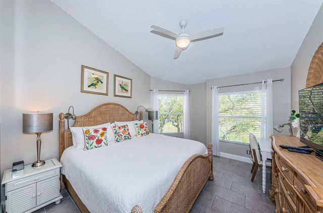 6000 BAHIA DEL MAR CIRCLE 229, St Petersburg, FL 33715