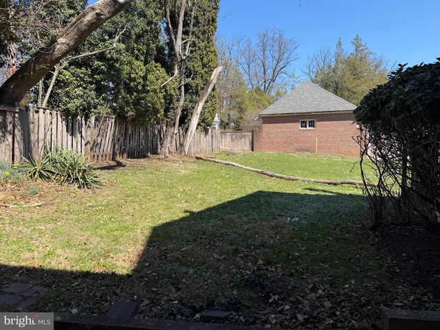 1901 GREENBERRY RD, Baltimore, MD 21209