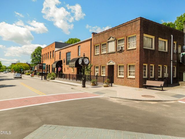 1617 Heritage Garden Street, Wake Forest, NC 27587