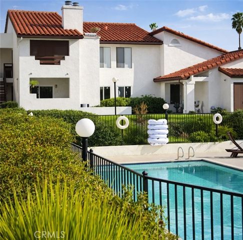 2425 Cranston Drive 227, Escondido, CA 92025