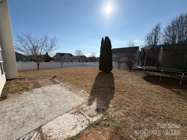 3401 Pikes Peak Drive, Gastonia, NC 28052