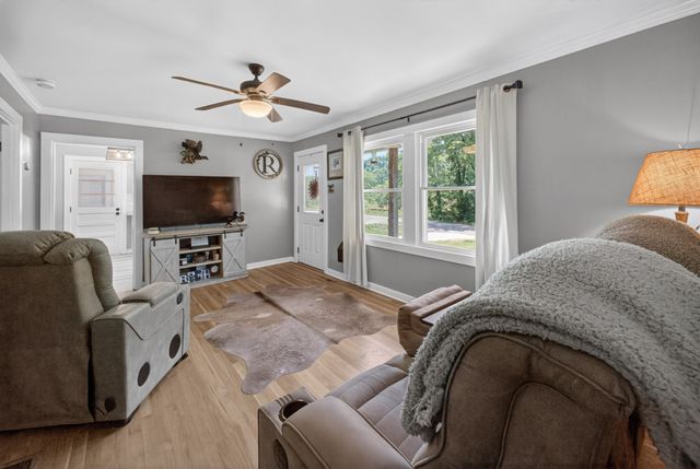 4854 Dry Fork Rd, Hampshire, TN 38461