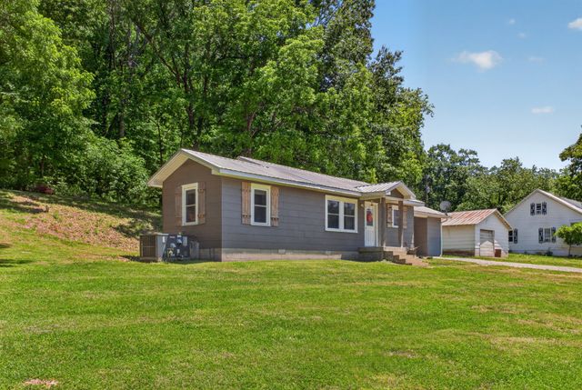 4854 Dry Fork Rd, Hampshire, TN 38461