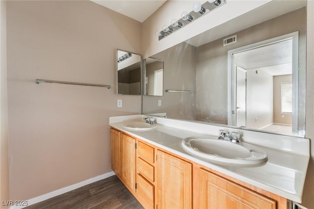 5710 East Tropicana Avenue 1067, Las Vegas, NV 89122