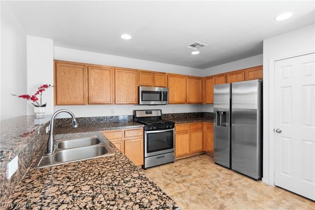 1446 Louisiana Lakes Avenue, Las Vegas, NV 89183