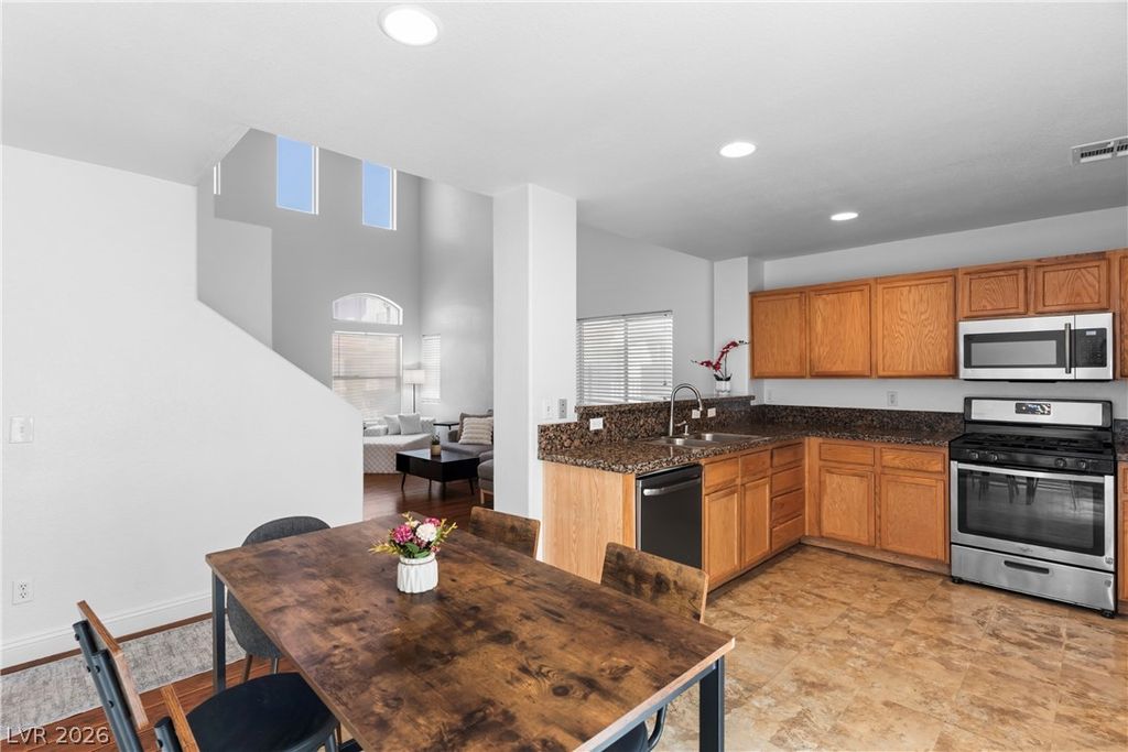 1446 Louisiana Lakes Avenue, Las Vegas, NV 89183 — photo 5