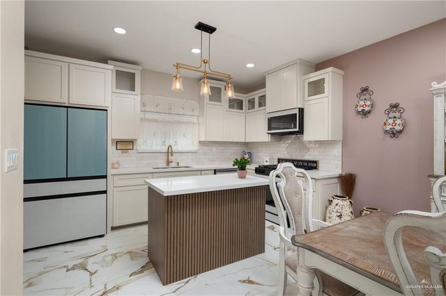 2012 E Bogey Drive, Mission, TX 78572