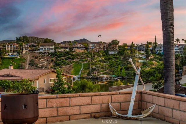 22560 Blue Teal Drive, Canyon Lake, CA 92587