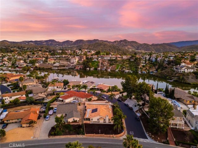 22560 Blue Teal Drive, Canyon Lake, CA 92587