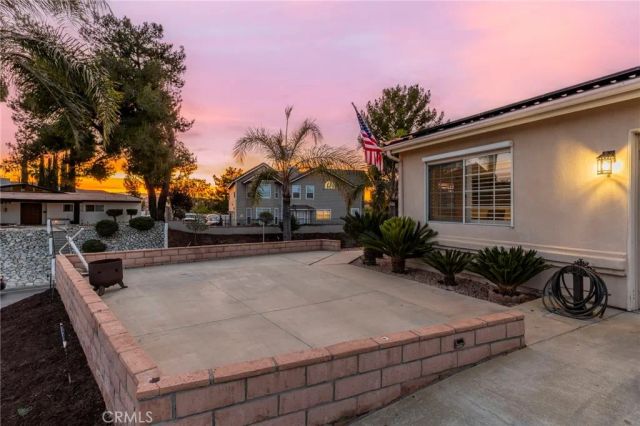 22560 Blue Teal Drive, Canyon Lake, CA 92587