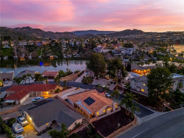 22560 Blue Teal Drive, Canyon Lake, CA 92587