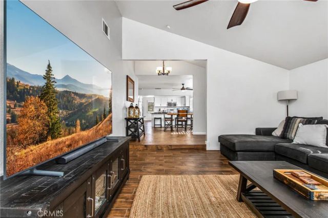 22560 Blue Teal Drive, Canyon Lake, CA 92587