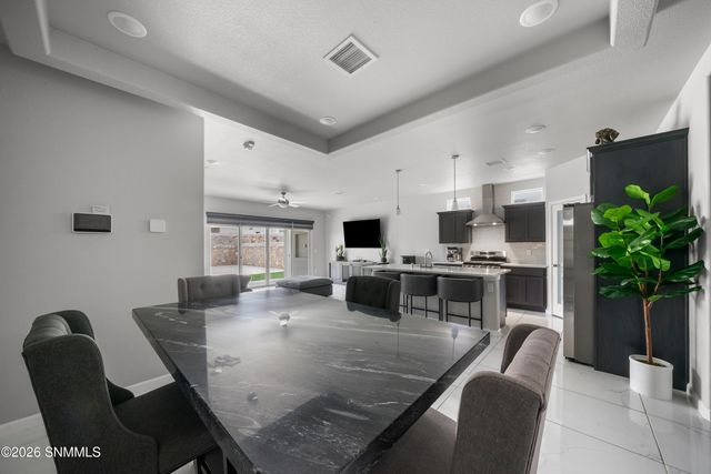 1138 Nickel Hill Avenue, Sunland Park, NM 88008