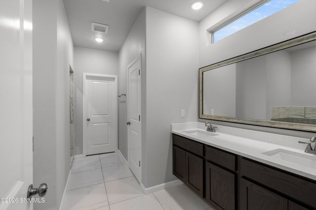 1138 Nickel Hill Avenue, Sunland Park, NM 88008