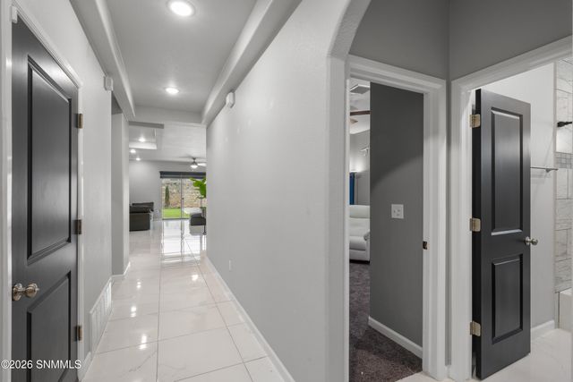 1138 Nickel Hill Avenue, Sunland Park, NM 88008